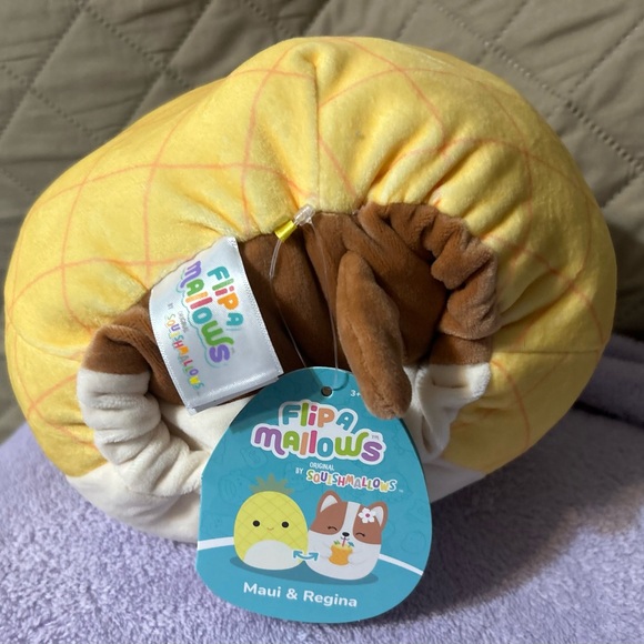 Squishmallows Flip-a-Mallows Maui & Regina & Joelle the Bigfoot - Picture 4 of 11
